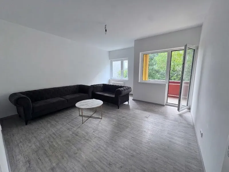 Frisch sanierte, vollausgestattete 2-Zimmer-Mietwohnung  in Moabit unweit vom Berliner Hauptbahnhof — photo 1